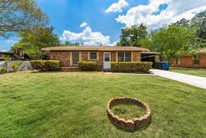 featured image of 218 E Villaret Blvd