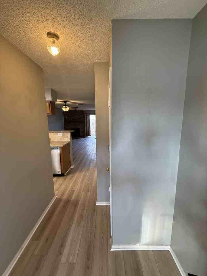 701 Lee St #2A - Photo 4 of 22