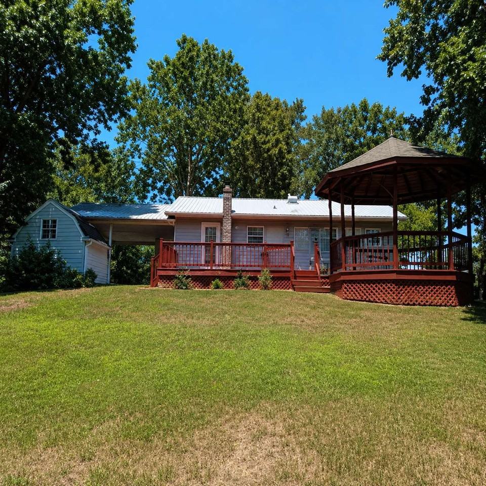 233 Branch Rd - Photo 5 of 12
