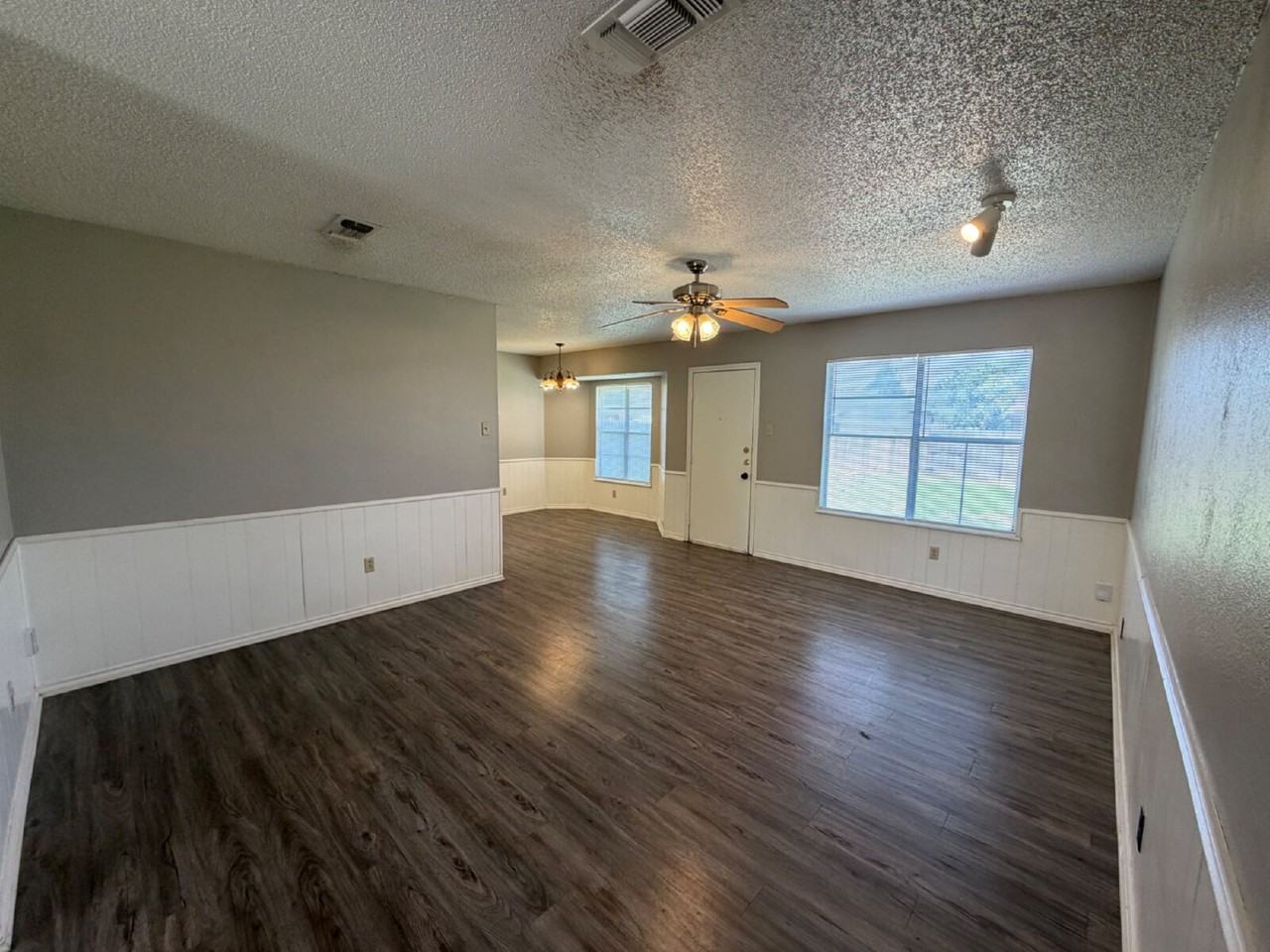 6506 25th St - Photo 3 of 13