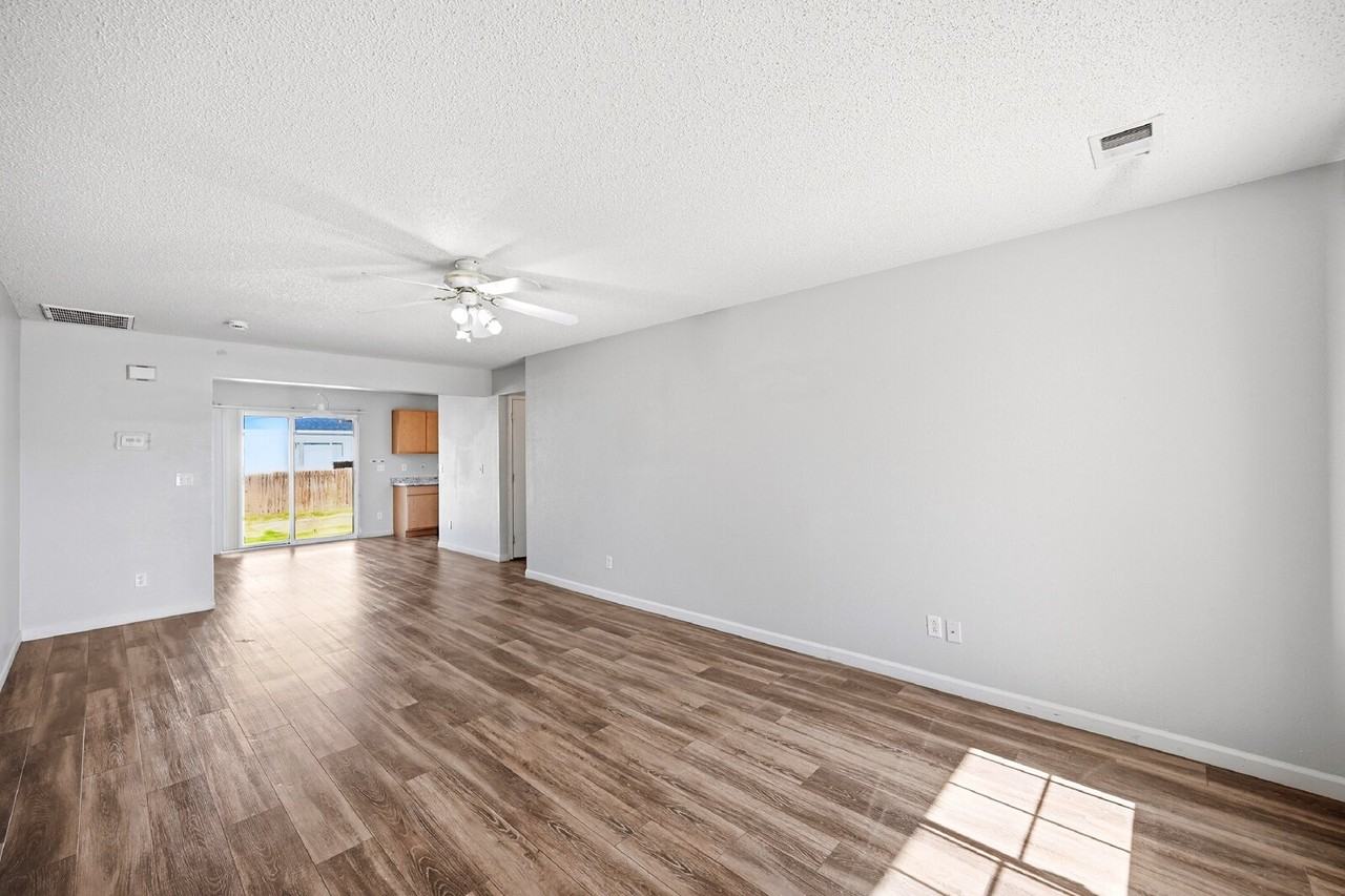 4859 Joplin Ct - Photo 3 of 27