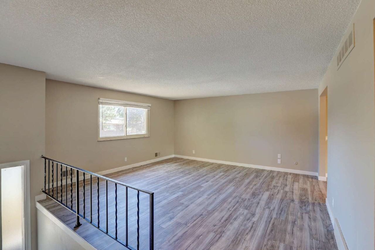 5053 Tucson Way - Photo 6 of 35