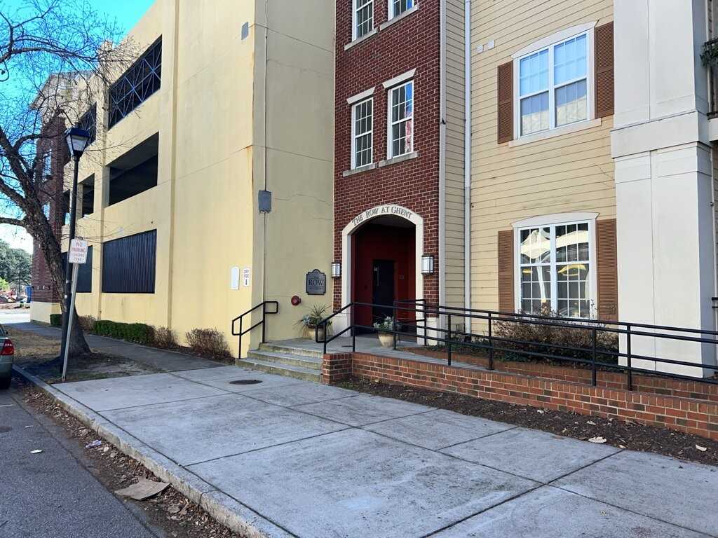 1400 Granby St #221