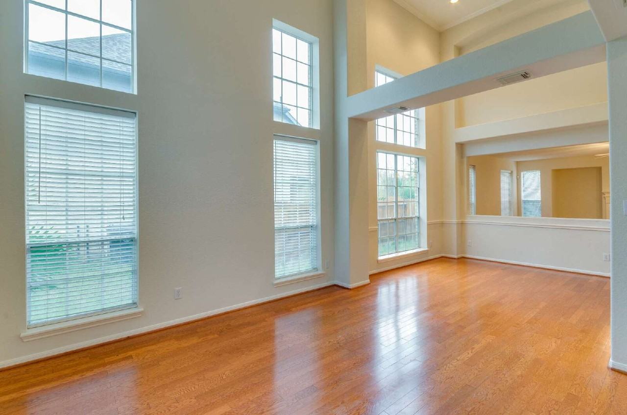 4019 Angel Springs Dr - Photo 4 of 50