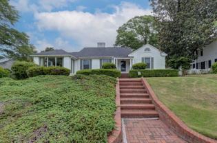 1702 Elmwood Dr - Photo 1 of 1