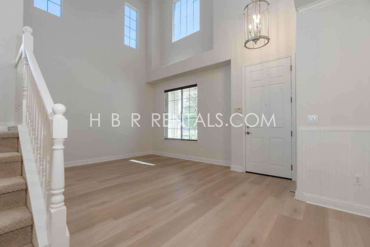 237 E Legacy Dr - Photo 7 of 40
