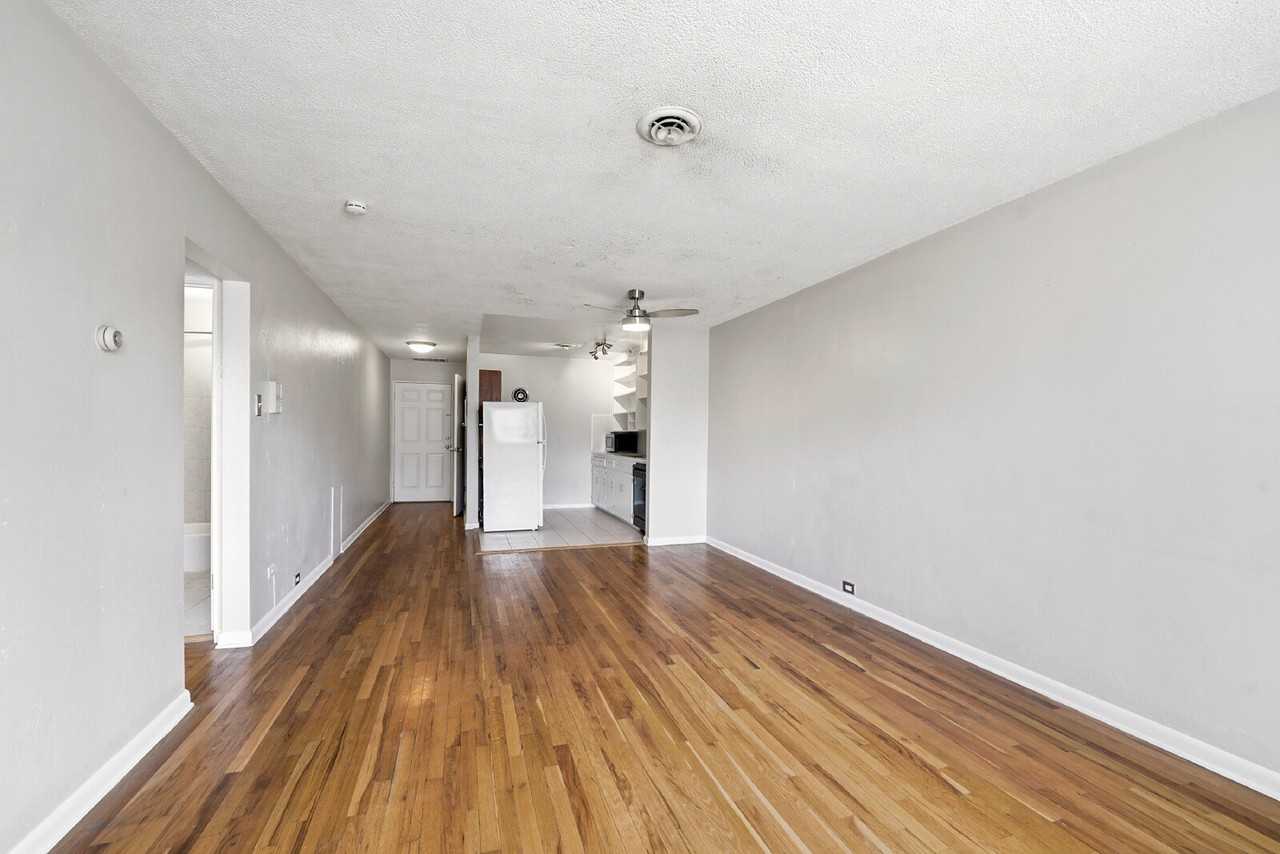 155 Jackson St #10 - Photo 5 of 23