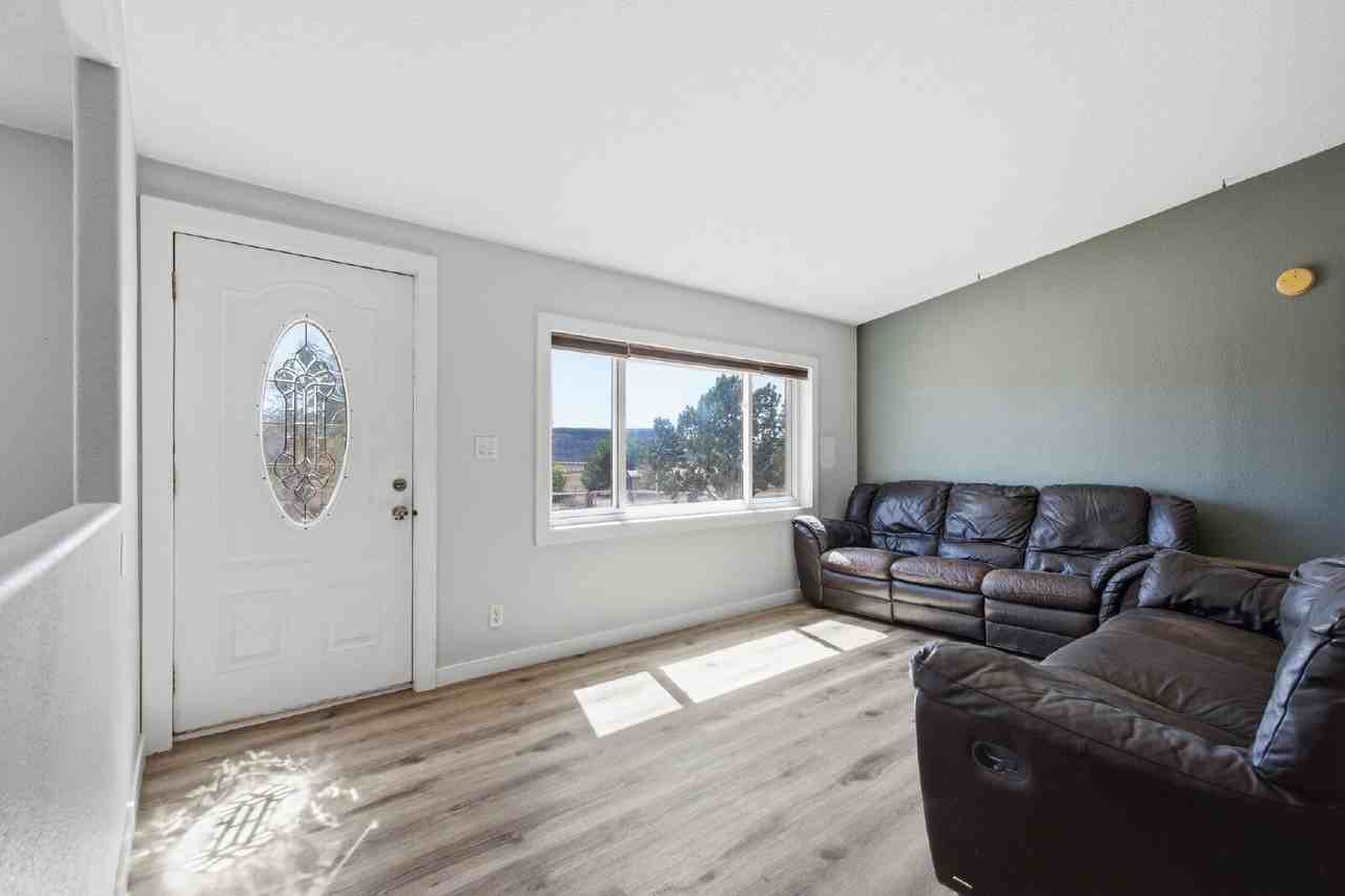 1958 N Cartland Dr - Photo 7 of 32