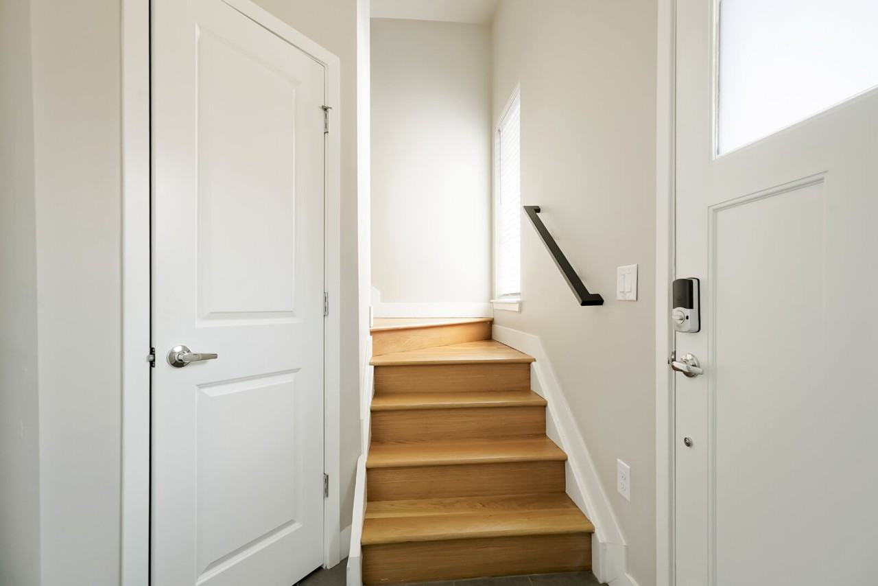 2814 Federal Blvd - Photo 3 of 29