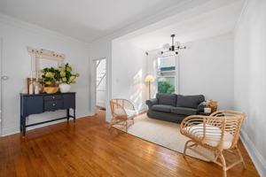 featured image of 15 Jane St