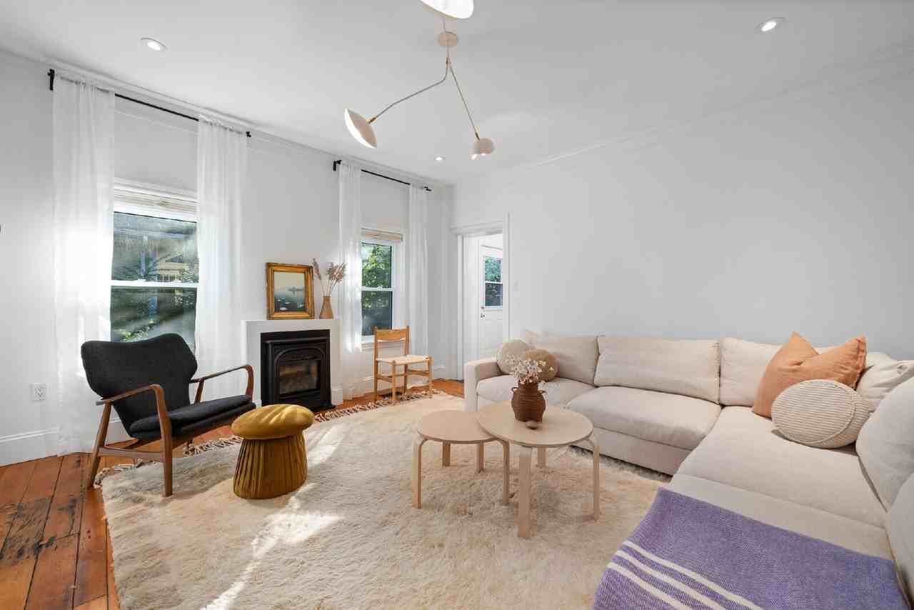 15 Jane St - Photo 4 of 50