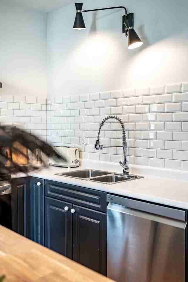 15 Jane St - Photo 7 of 50