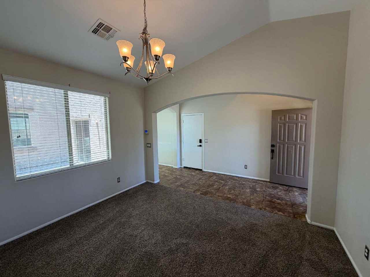 38134 N Establo Dr - Photo 4 of 32