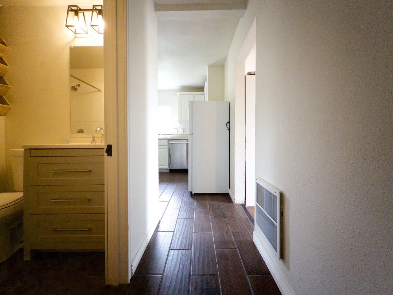 234 Hudson Ave - Photo 3 of 16