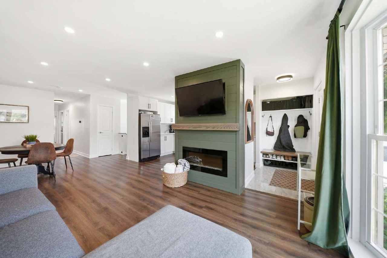 44 Bocage St - Photo 4 of 39