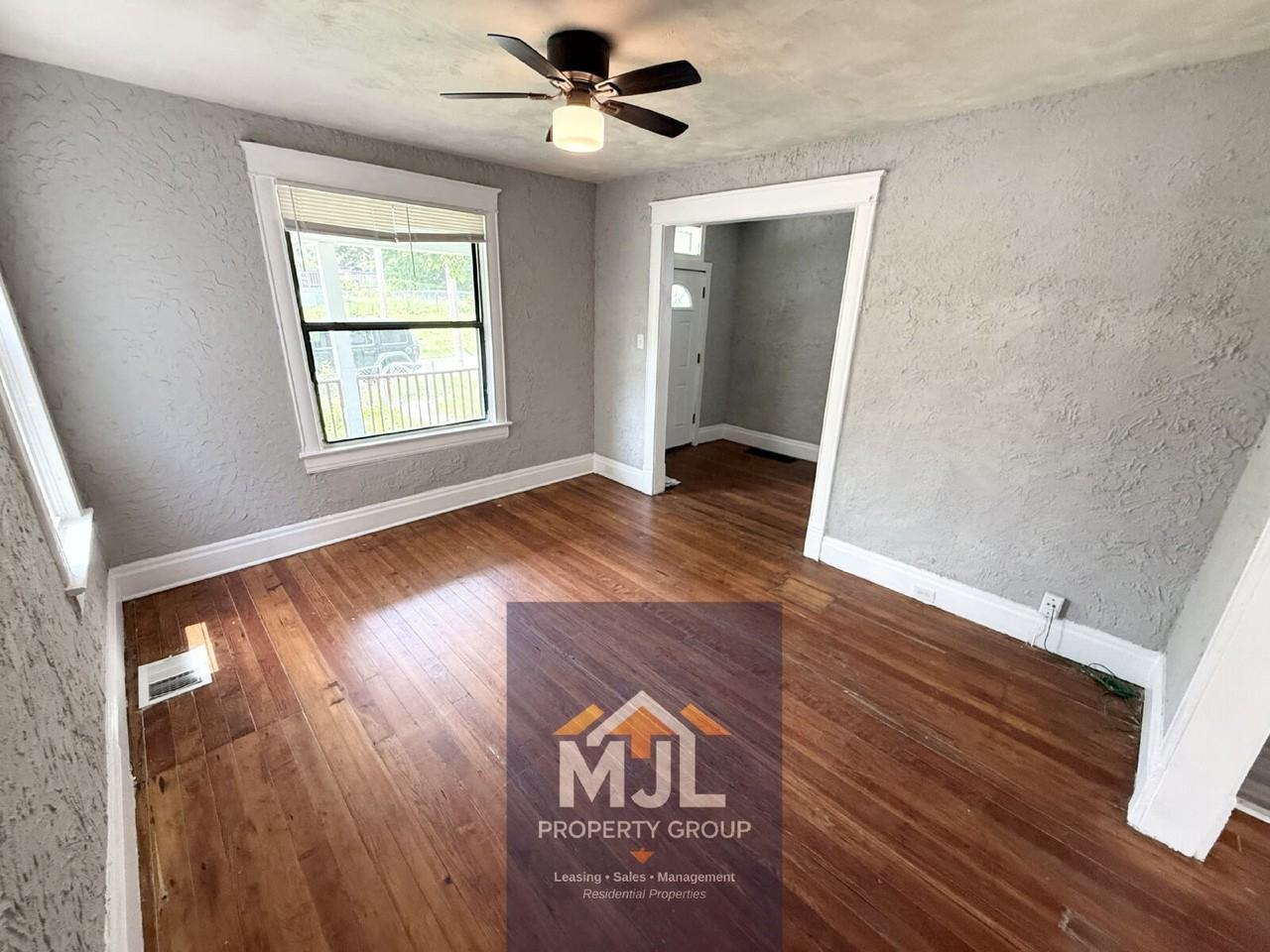 503 Monroe Ave - Photo 5 of 22