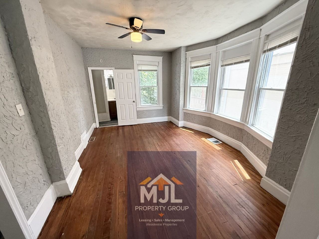 503 Monroe Ave - Photo 7 of 22