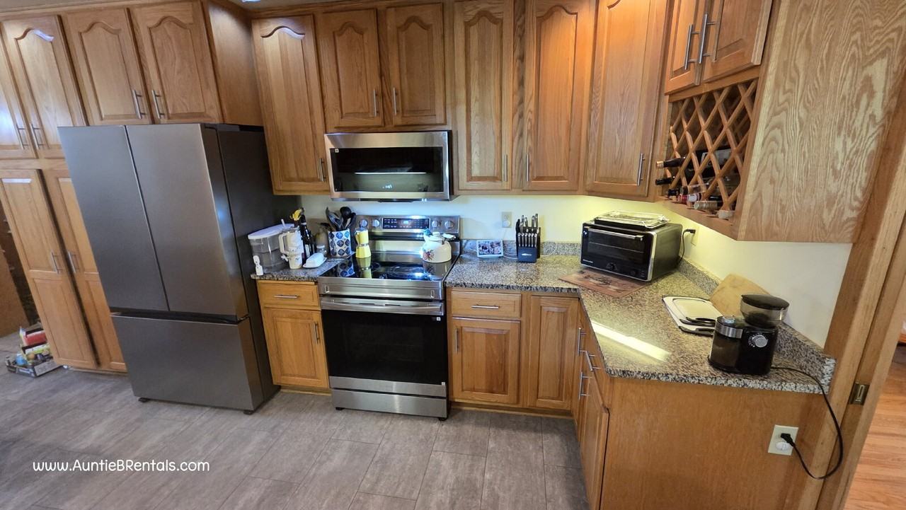 3499 Nancy Pl - Photo 6 of 29