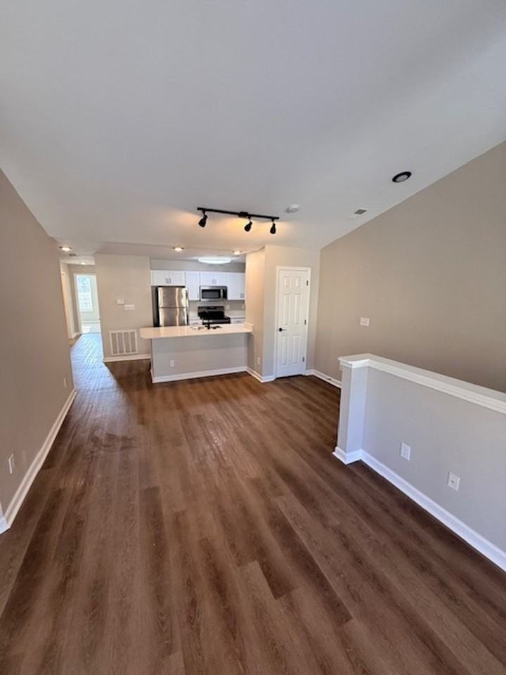 Pinebrook Apartments - Photo 4 of 45