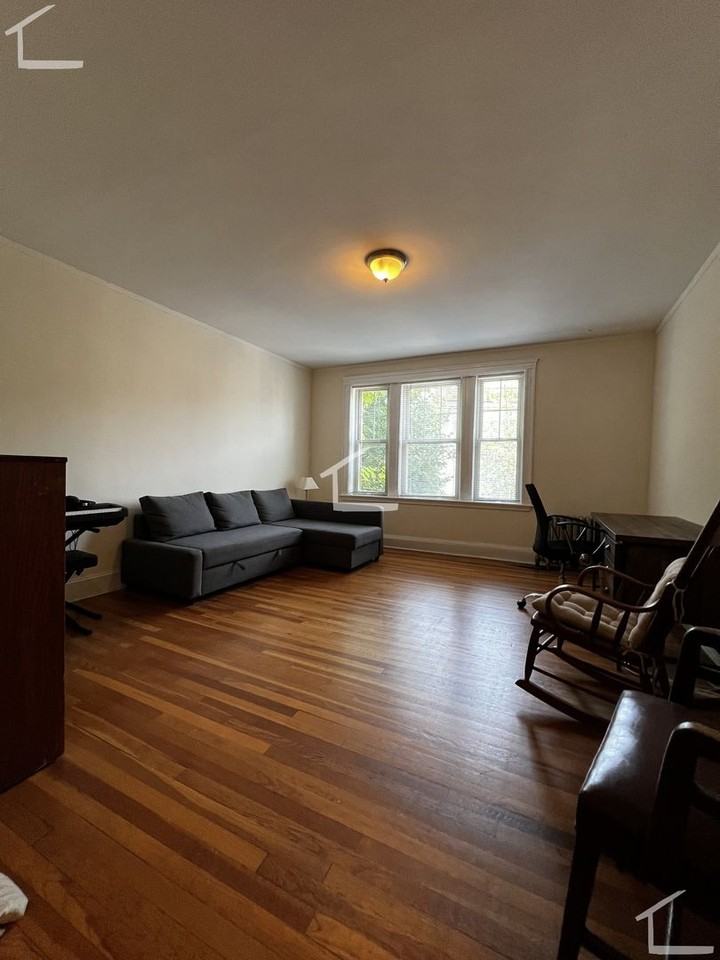 91 Chester St #B2 - Photo 2 of 9