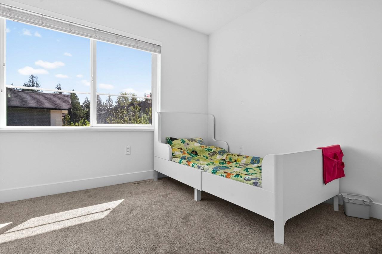 8570 204 St - Photo 7 of 40