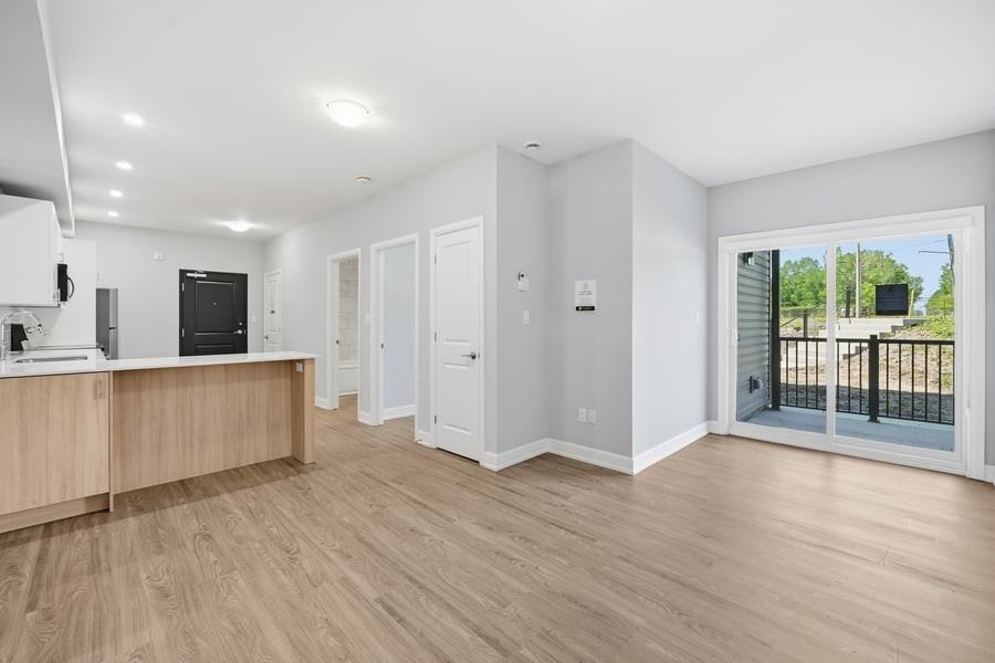 2396 Cléroux Cres - Photo 5 of 13