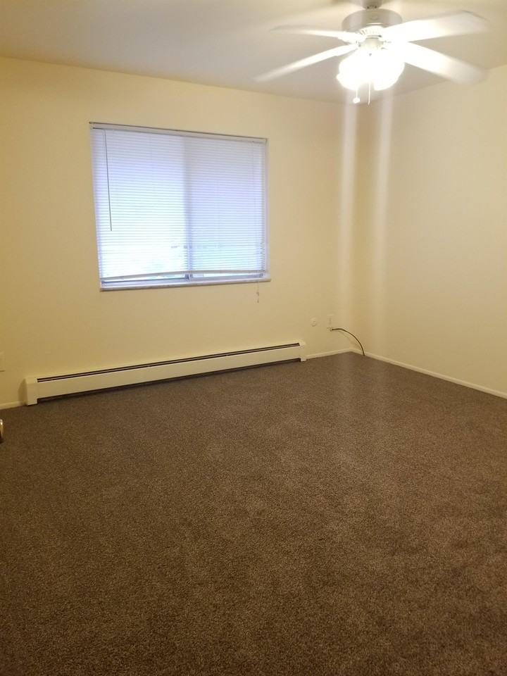 1820 Axtell Dr #1 - Photo 2 of 11