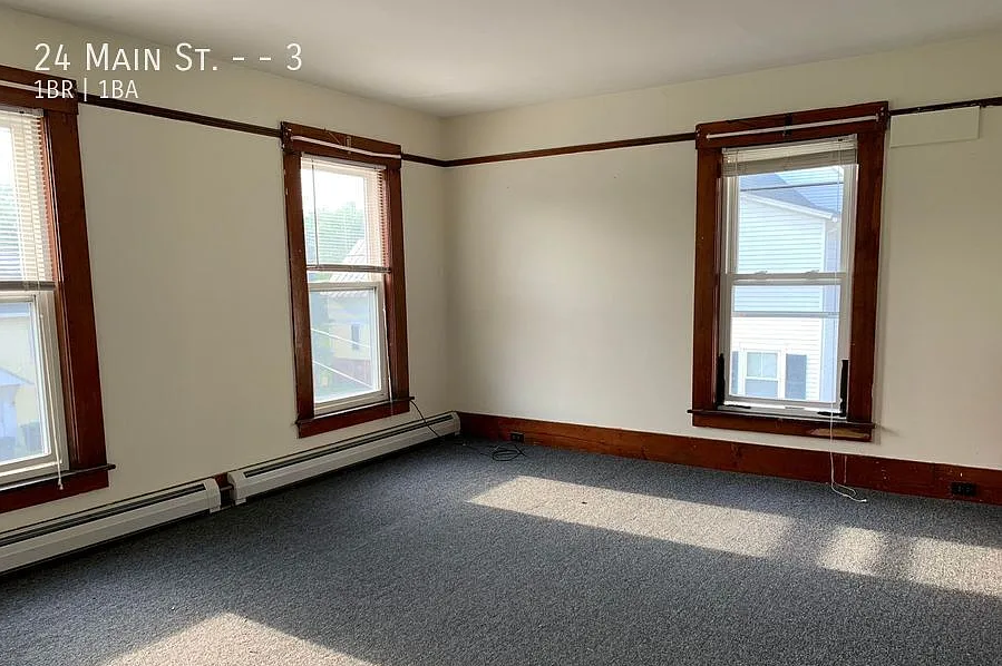24 Main St #2 - Photo 3 of 10