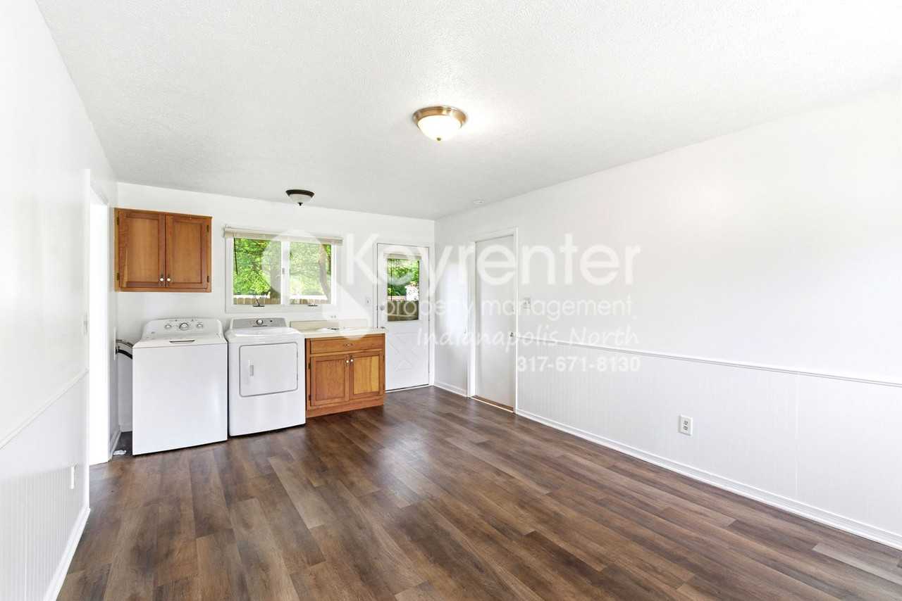 102 Murphy Ln - Photo 3 of 13