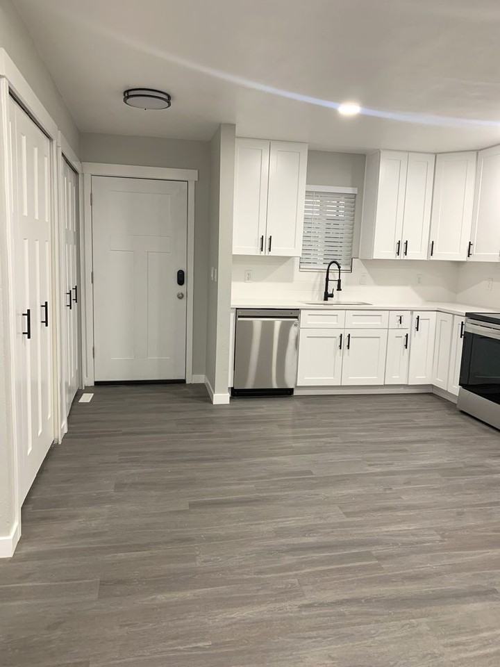 4380 Harrison Blvd. - Photo 4 of 46