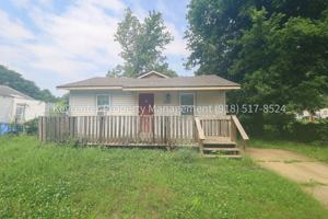 featured image of 2144 N Garrison Pl