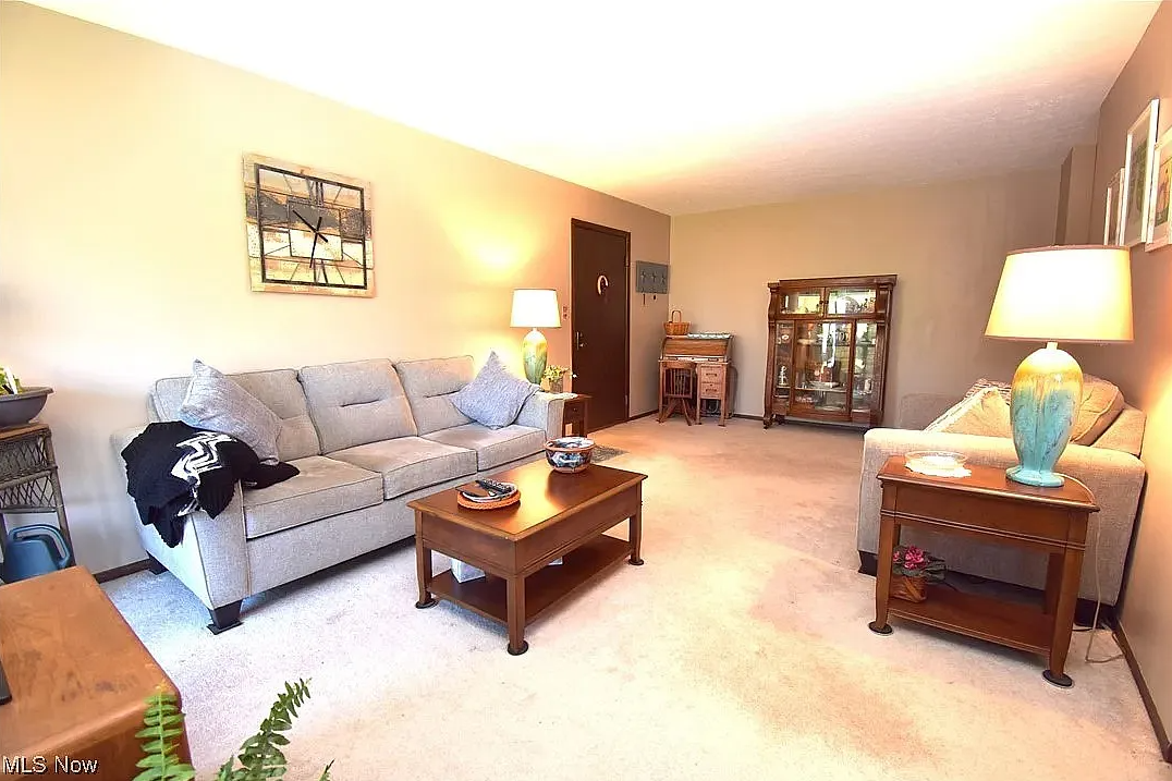27441 Westown Blvd #1811 - Photo 5 of 8