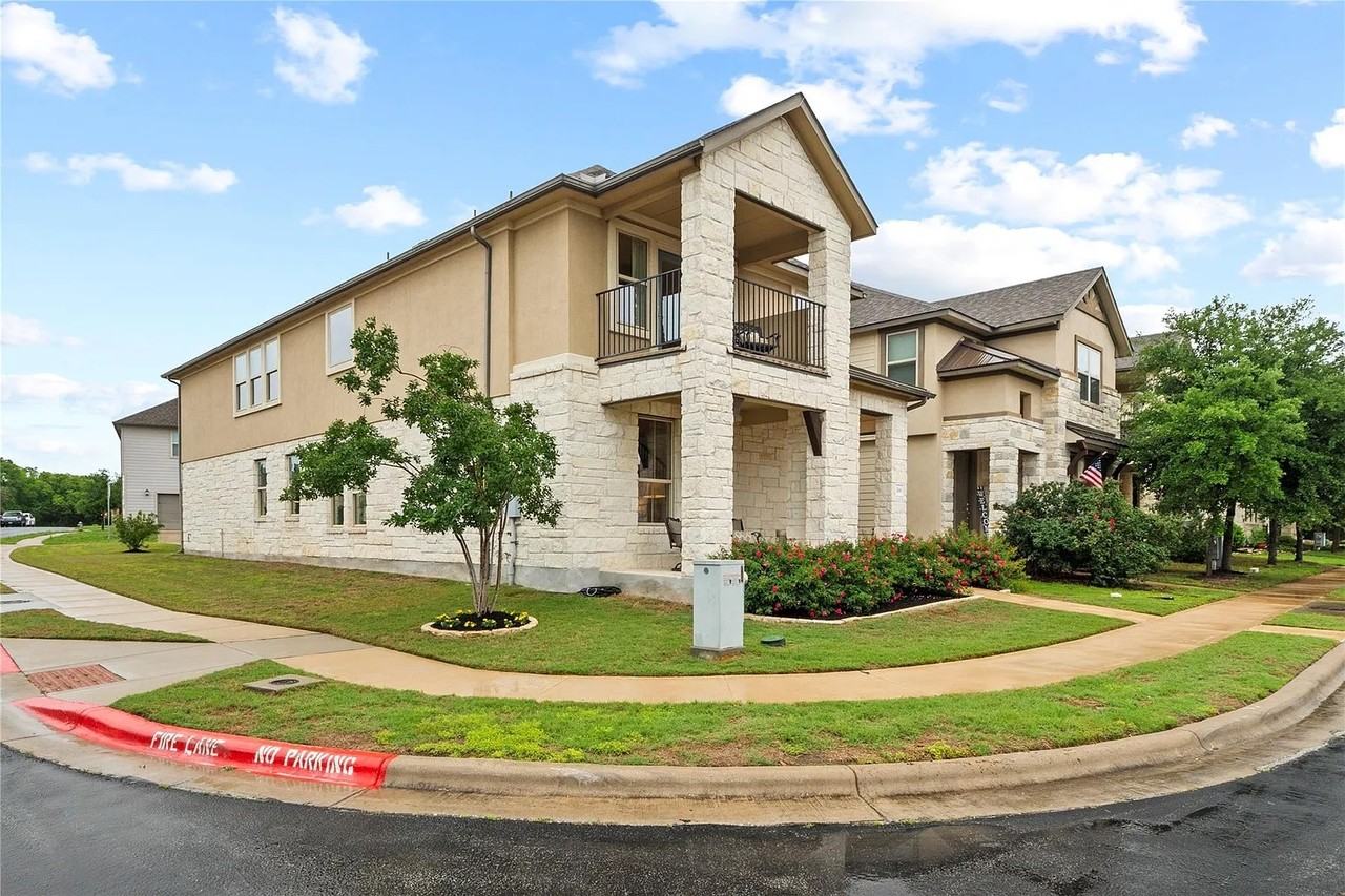 266 Diamond Point Dr #NA - Photo 2 of 34
