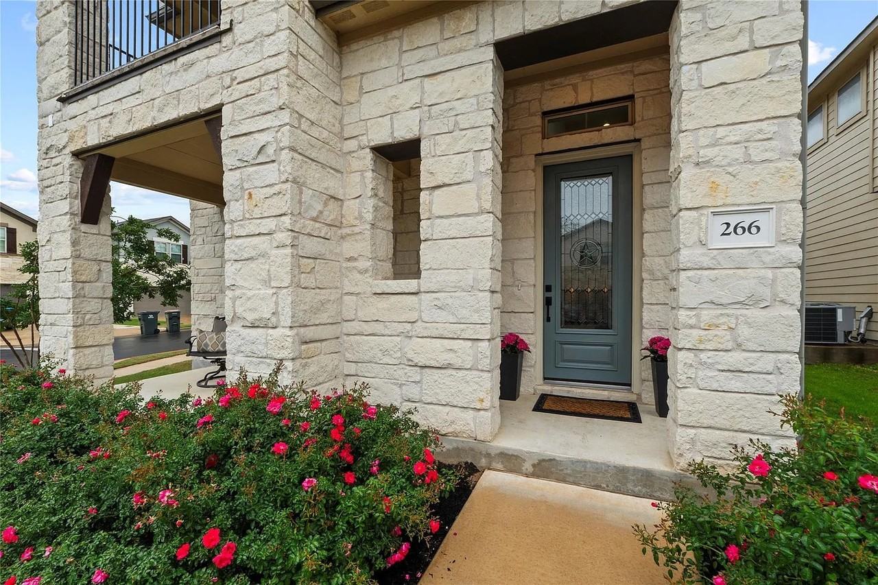 266 Diamond Point Dr #NA - Photo 3 of 34