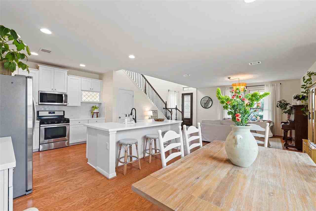 266 Diamond Point Dr #NA - Photo 7 of 34