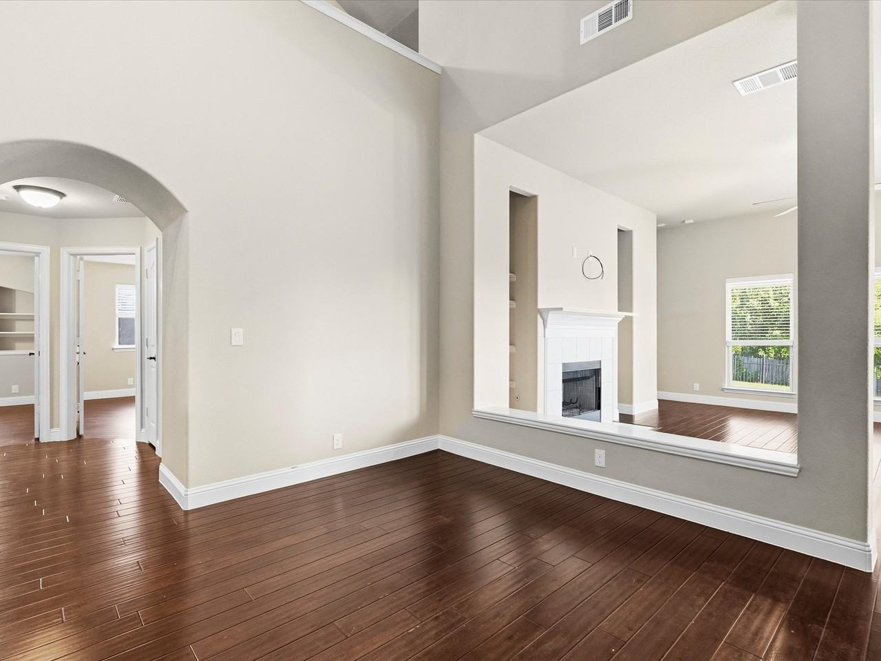 5409 Sierra Ridge Dr #NA - Photo 6 of 19