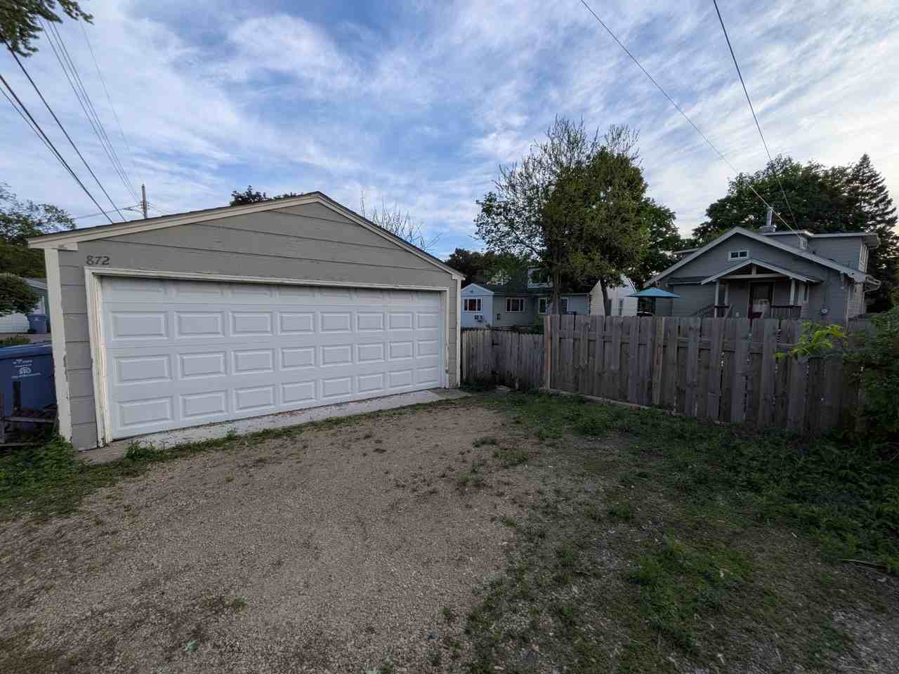 872 20th Ave Se #NA - Photo 4 of 14