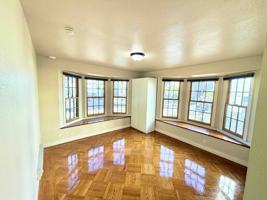 featured image of 3140 21st St #103A
