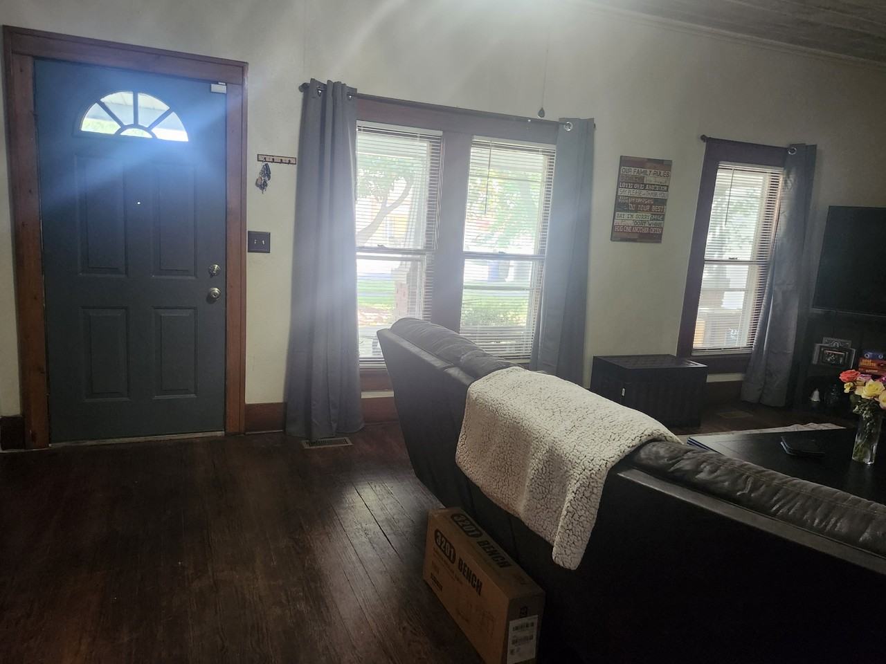 118 W 4th St #NA - Photo 2 of 15