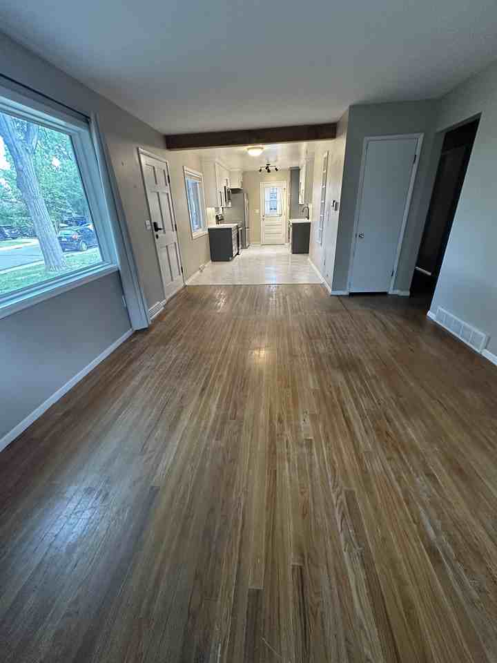 1305 S Benton St #NA - Photo 7 of 30