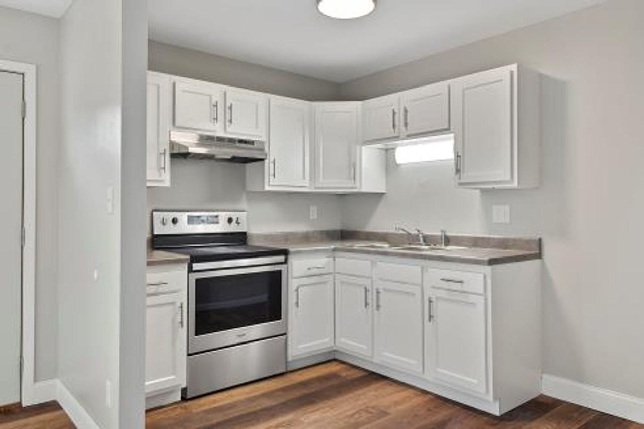 The District Apartments - Photo 5 of 26