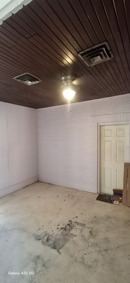 2624 Arizona Ave #NA - Photo 6 of 12