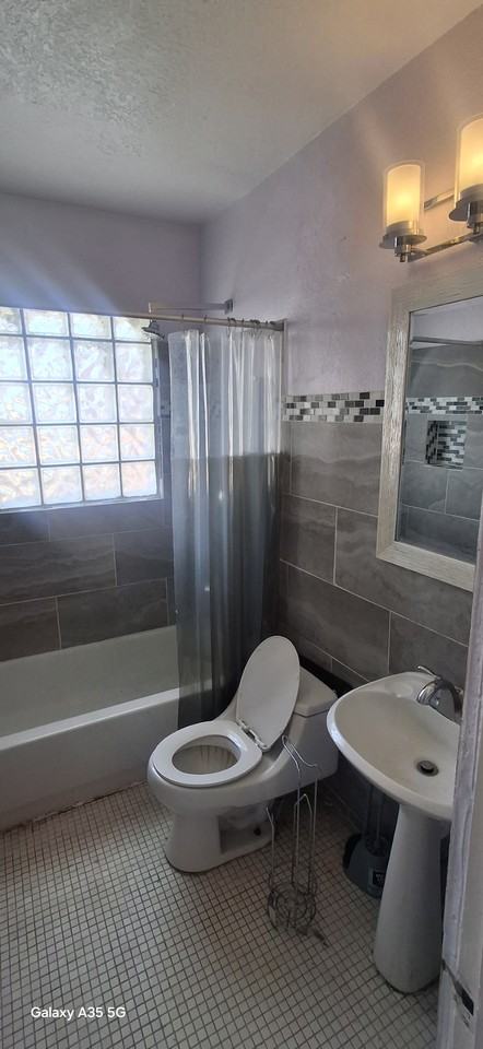 2624 Arizona Ave #NA - Photo 7 of 12