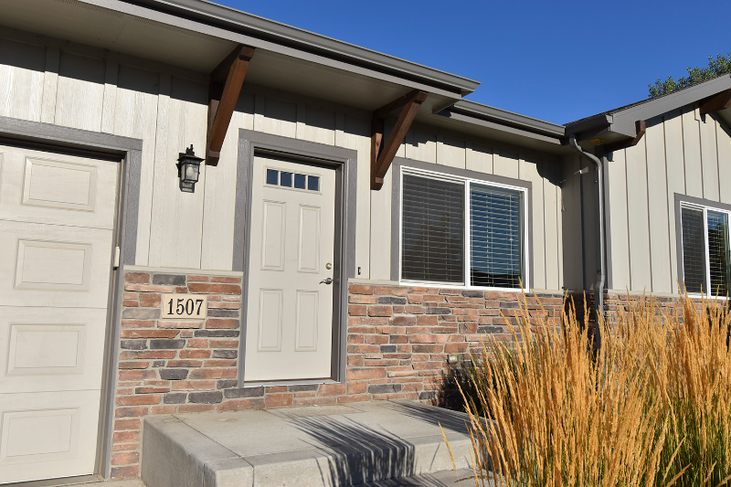 1507 Snowy Range Ct - Photo 4 of 22