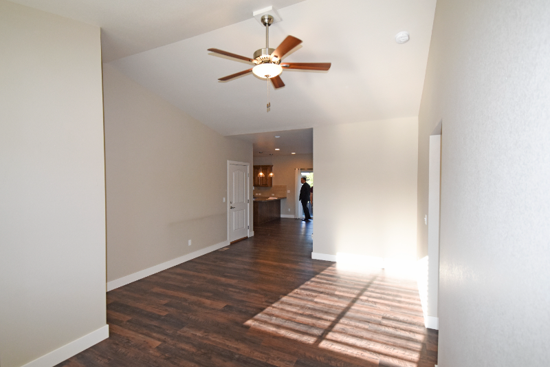 1507 Snowy Range Ct - Photo 5 of 22