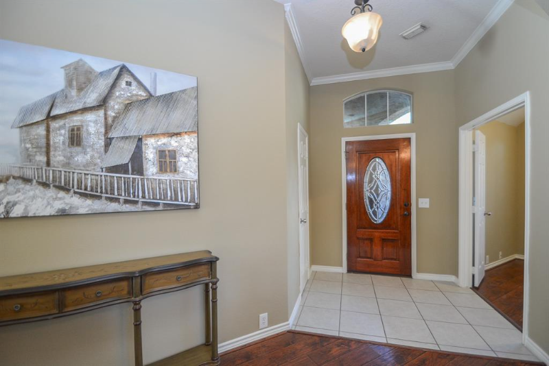 4914 Surrey Park Cir - Photo 4 of 31