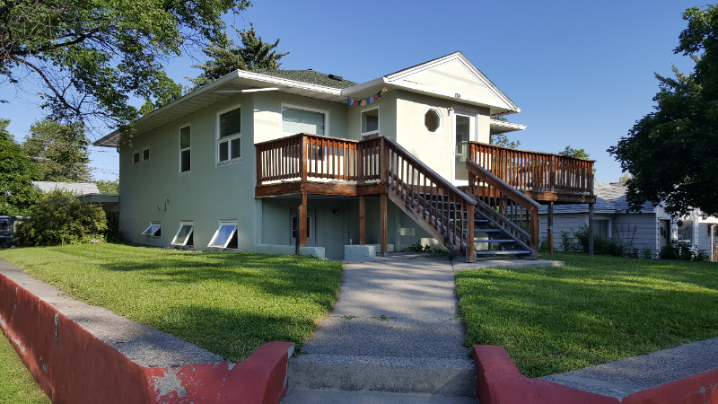 1107 W Story St - Photo 3 of 13
