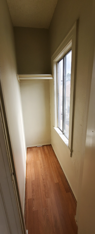 1833 W 11th Pl - Photo 2 of 4