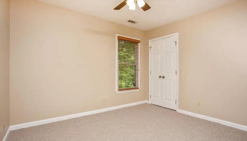 5721 Charbonneau Ct - Photo 7 of 21