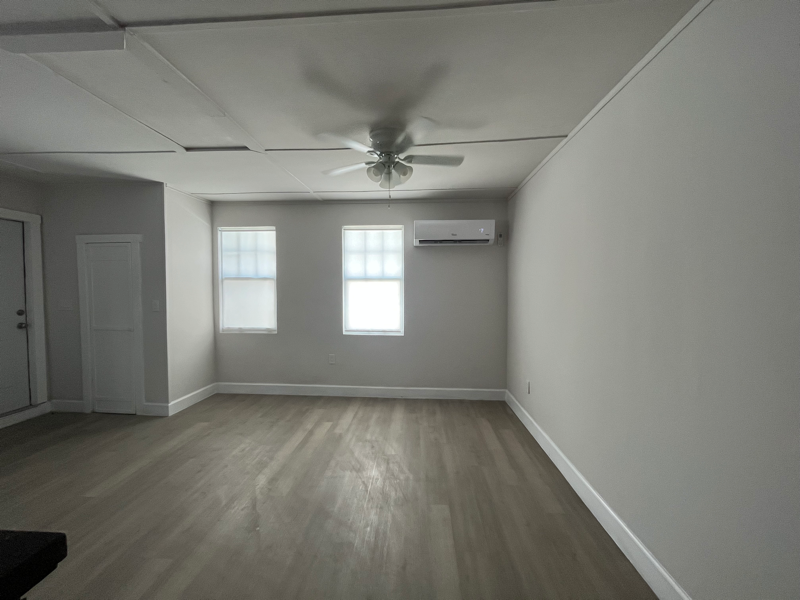 307 S J St #3 - Photo 4 of 10